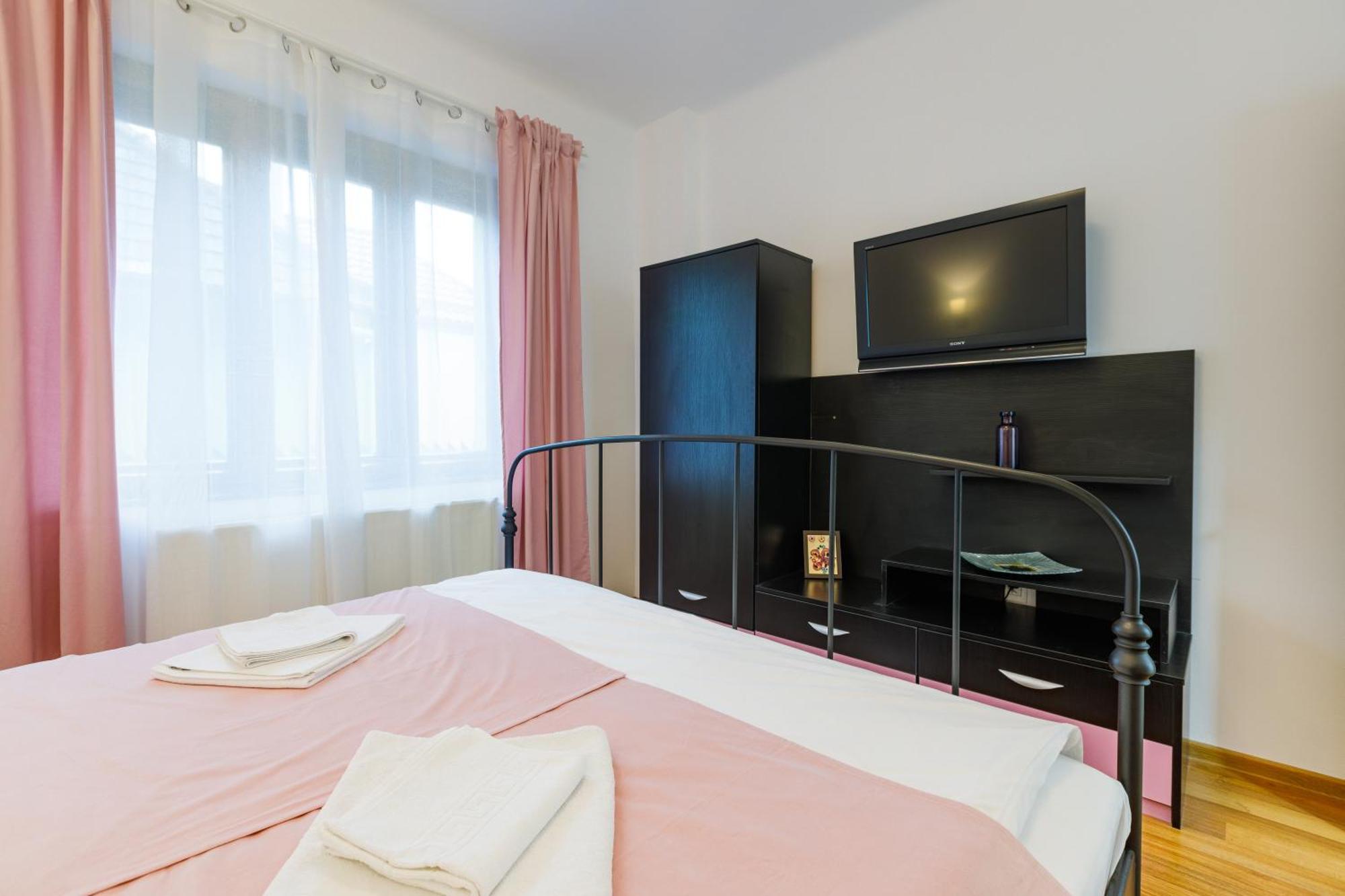 Apartament Modern บราชอฟ ภายนอก รูปภาพ