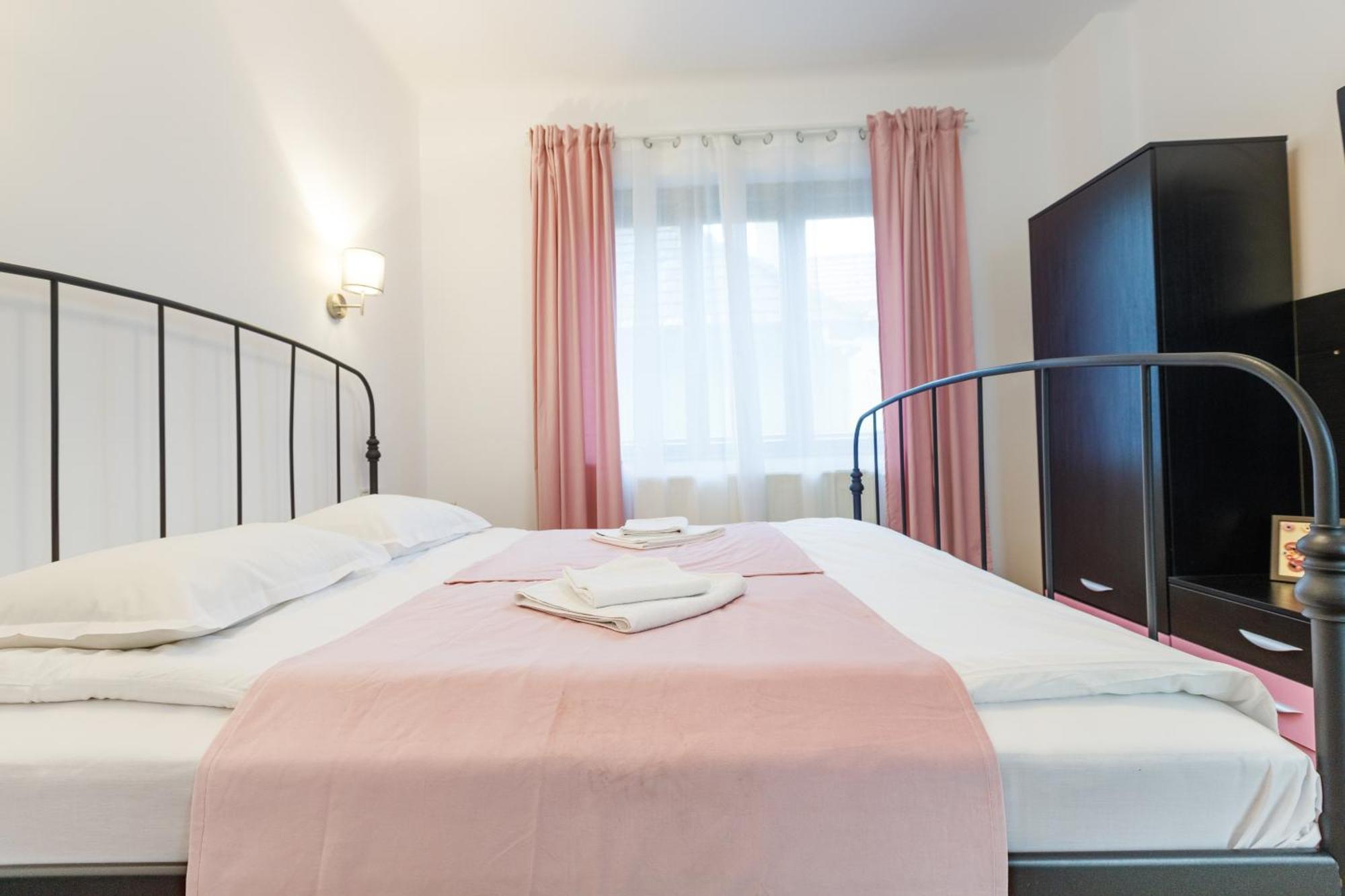Apartament Modern บราชอฟ ภายนอก รูปภาพ